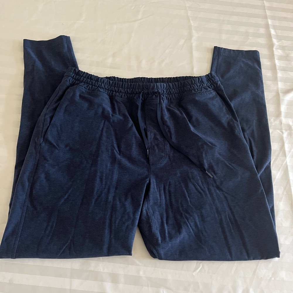 Outdoor Voices polyester spandex pants- Mens Large